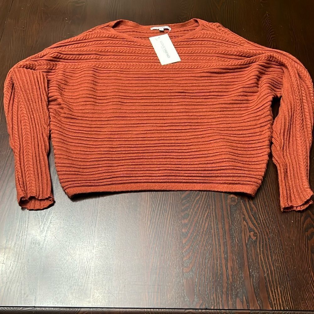 Love Trend Sweater Size XL